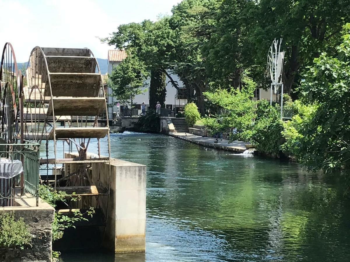 Appartamento La Magnanerie LʼIsle-sur-la-Sorgue Esterno foto